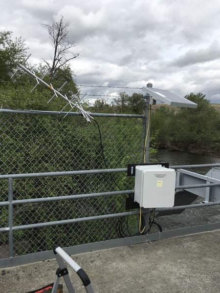 File:Goes DCS ground station.jpeg