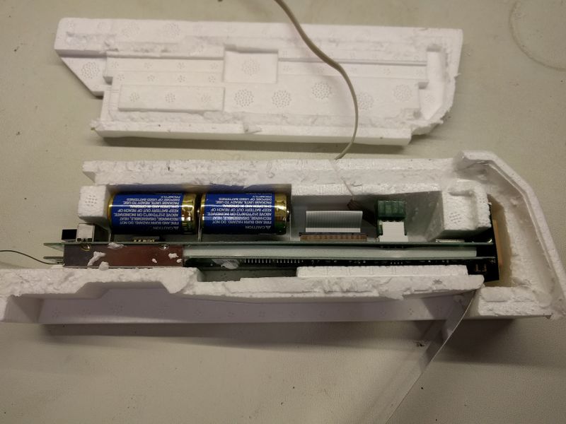 File:DFM-09 cover open.jpg